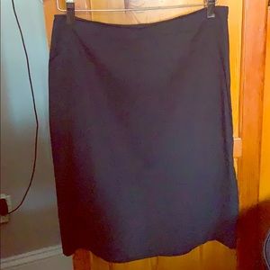 Simple black pencil skirt.